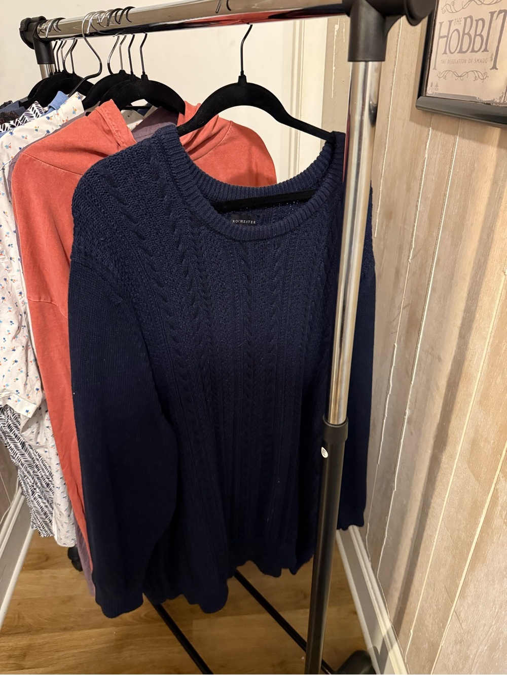 Classic Cable Knit Crewneck Sweater - Navy